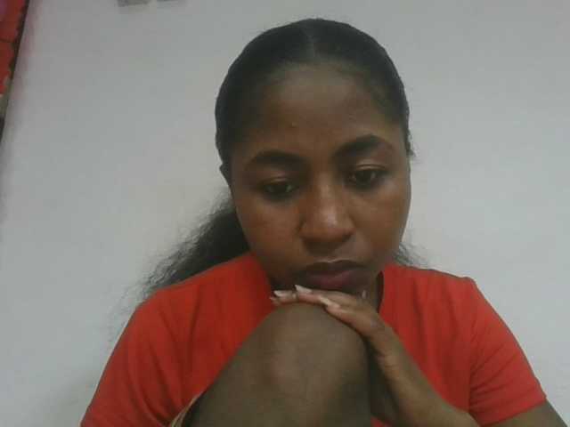 Marinah1a live cam on BongaCams