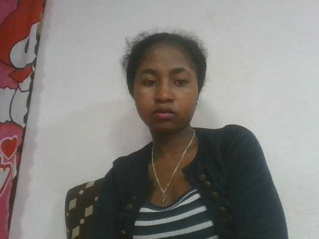 Marinah1a live cam on BongaCams