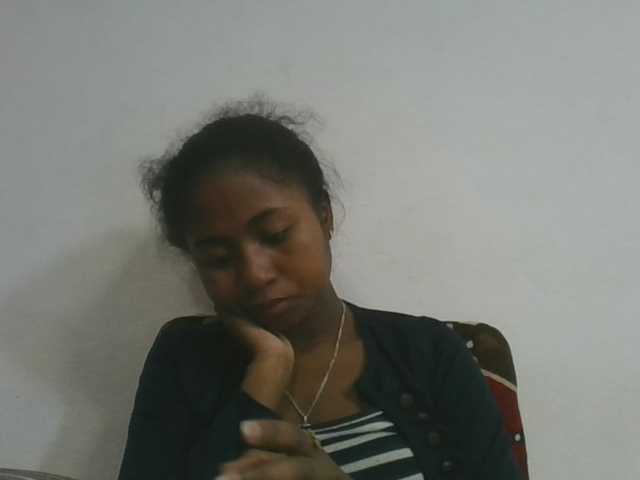 Marinah1a live cam on BongaCams