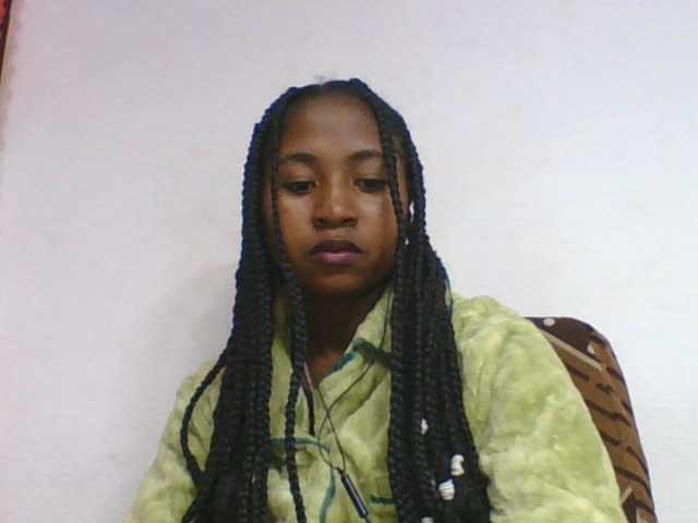 Marinah1a live cam on BongaCams
