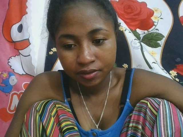 Marinah1a live cam on BongaCams