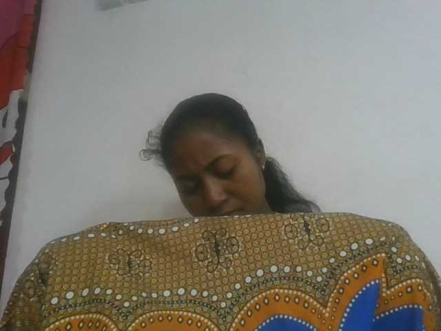 Marinah1a live cam on BongaCams