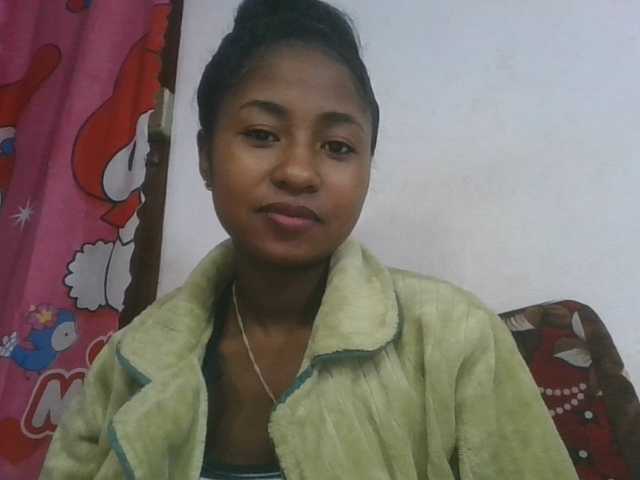 Marinah1a live cam on BongaCams