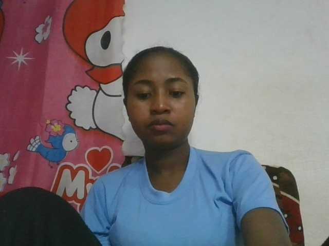 Marinah1a live cam on BongaCams