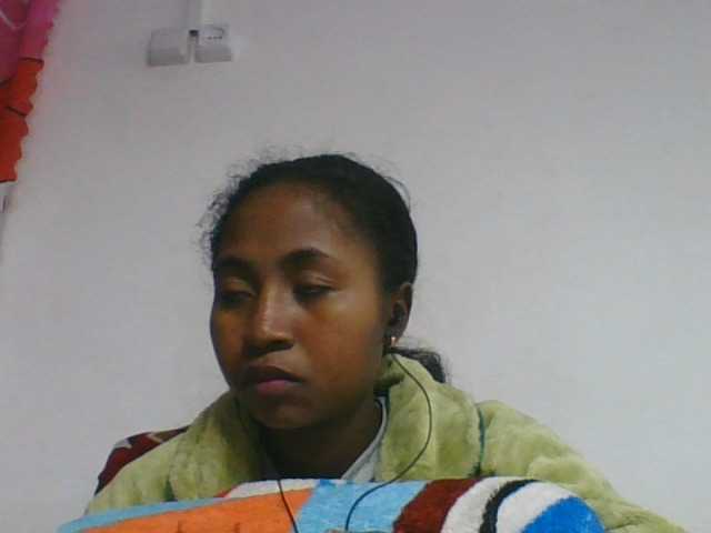 Marinah1a live cam on BongaCams
