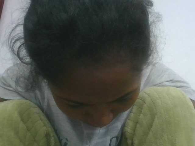 Marinah1a live cam on BongaCams