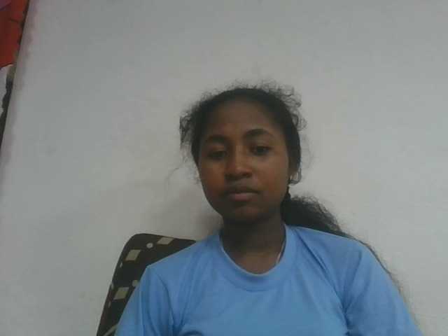 Marinah1a live cam on BongaCams