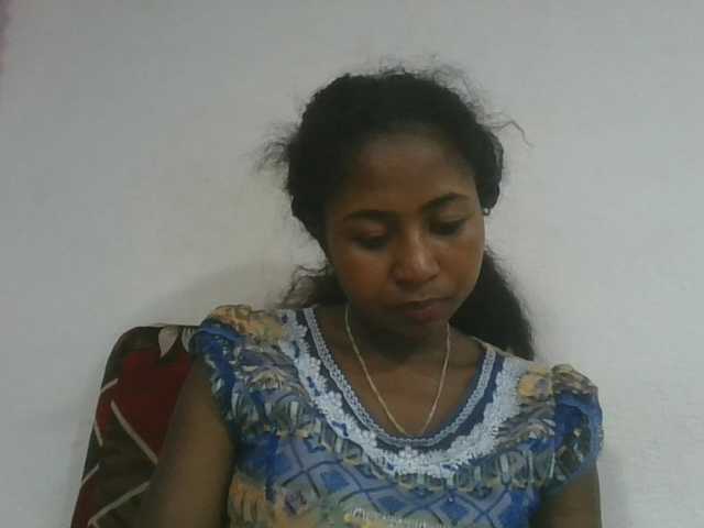 Marinah1a live cam on BongaCams
