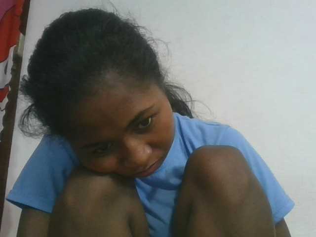 Marinah1a live cam on BongaCams