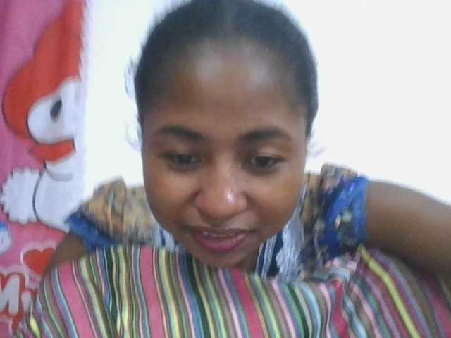 Marinah1a live cam on BongaCams