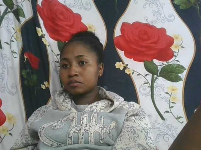 Marinah1a live cam on BongaCams