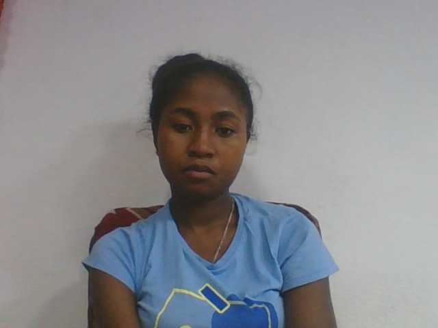 Marinah1a live cam on BongaCams