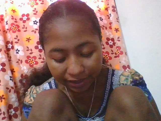 Marinah1a live cam on BongaCams