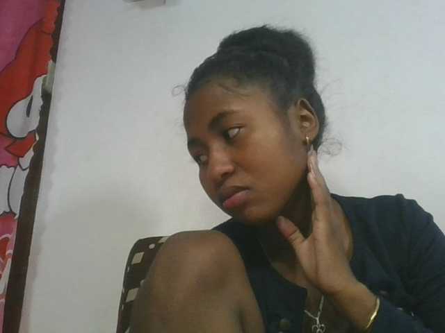 Marinah1a live cam on BongaCams