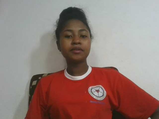 Marinah1a live cam on BongaCams