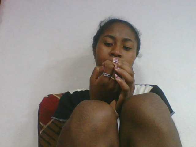 Marinah1a live cam on BongaCams