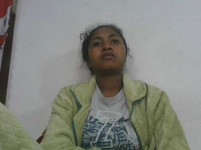 Marinah1a live cam on BongaCams
