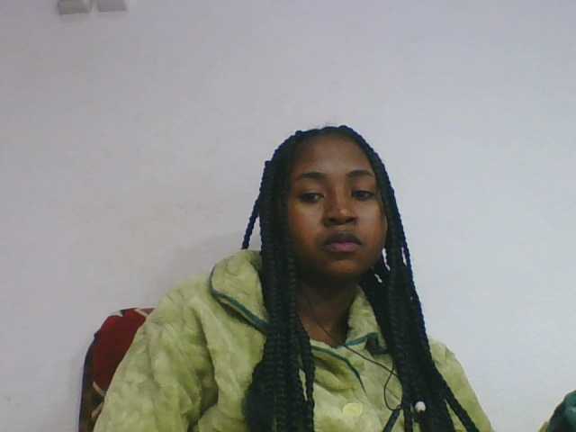 Marinah1a live cam on BongaCams