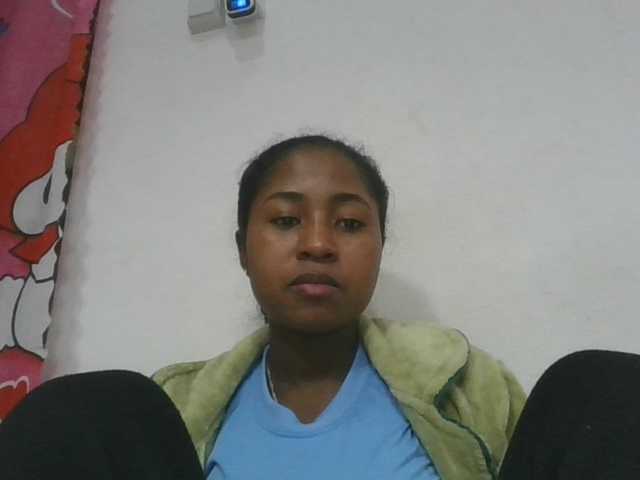 Marinah1a live cam on BongaCams