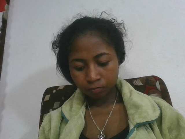 Marinah1a live cam on BongaCams