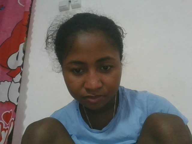 Marinah1a live cam on BongaCams
