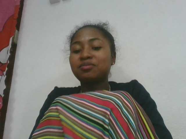 Marinah1a live cam on BongaCams