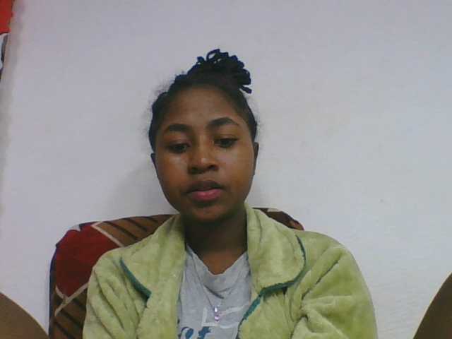 Marinah1a live cam on BongaCams