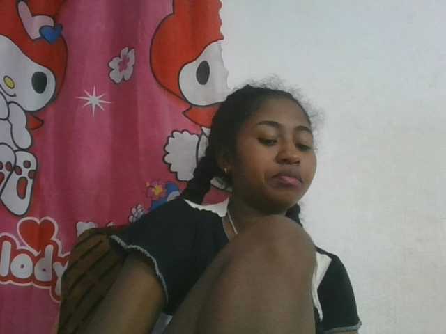 Marinah1a live cam on BongaCams