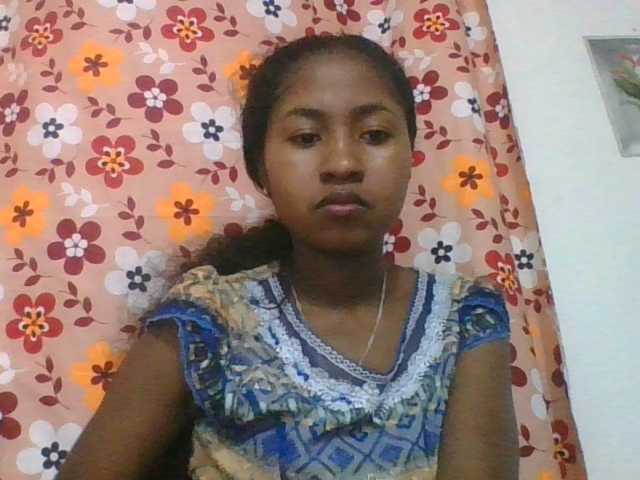 Marinah1a live cam on BongaCams