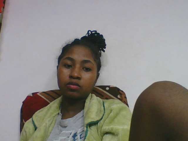 Marinah1a live cam on BongaCams