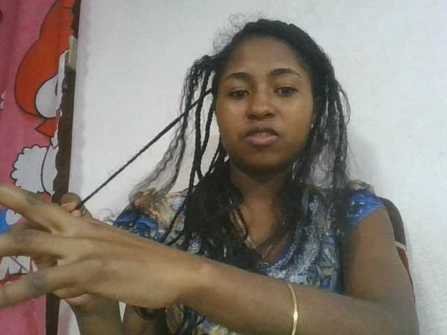 Marinah1a live cam on BongaCams