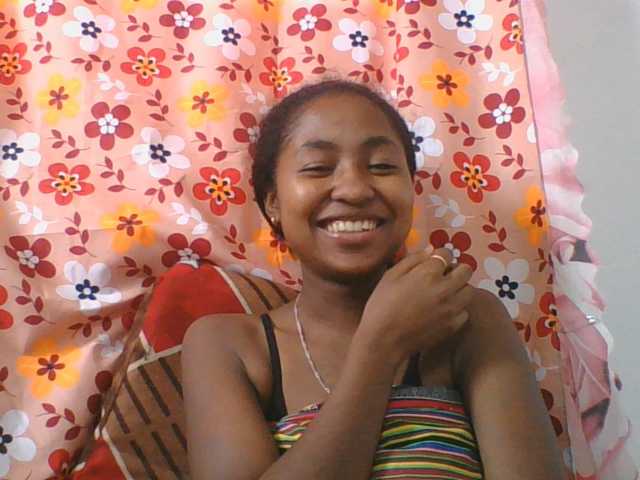 Marinah1a live cam on BongaCams