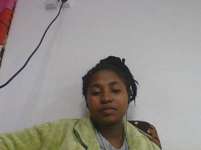 Marinah1a live cam on BongaCams