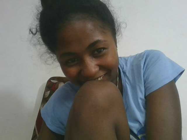 Marinah1a live cam on BongaCams