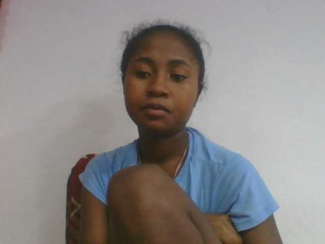 Marinah1a live cam on BongaCams