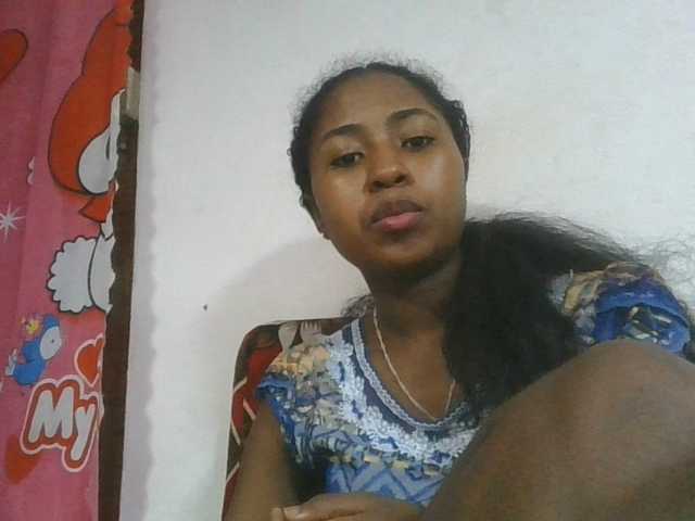 Marinah1a live cam on BongaCams