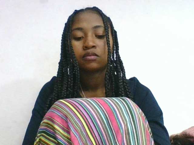 Marinah1a live cam on BongaCams