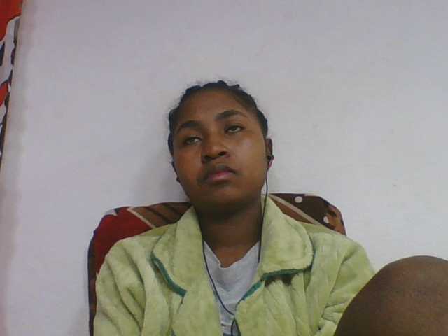 Marinah1a live webcam show