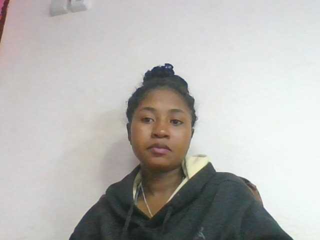 Marinah1a live cam on BongaCams