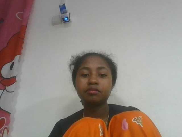 Marinah1a live cam on BongaCams