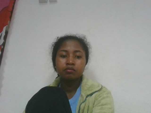 Marinah1a live cam on BongaCams