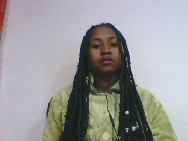 Marinah1a live cam on BongaCams