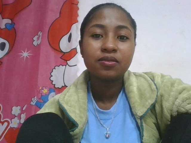 Marinah1a live cam on BongaCams