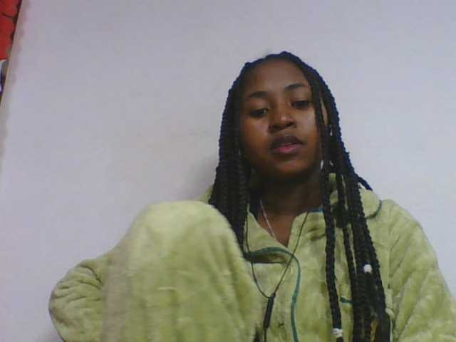 Marinah1a live cam on BongaCams