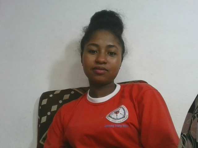 Marinah1a live cam on BongaCams