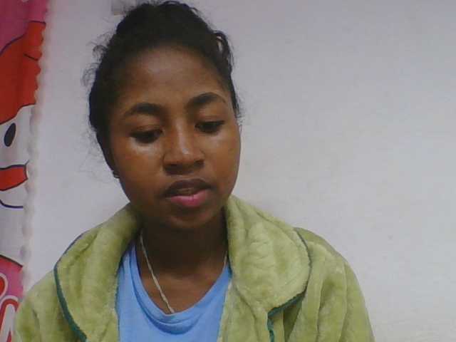 Marinah1a live cam on BongaCams