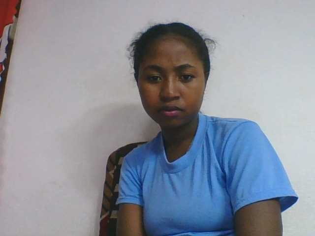Marinah1a live cam on BongaCams