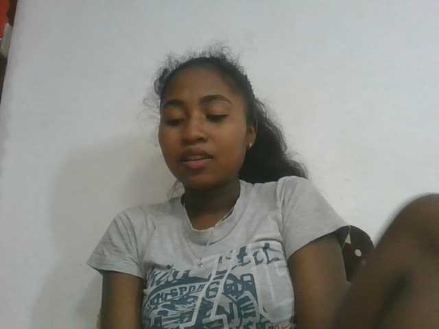 Marinah1a live cam on BongaCams