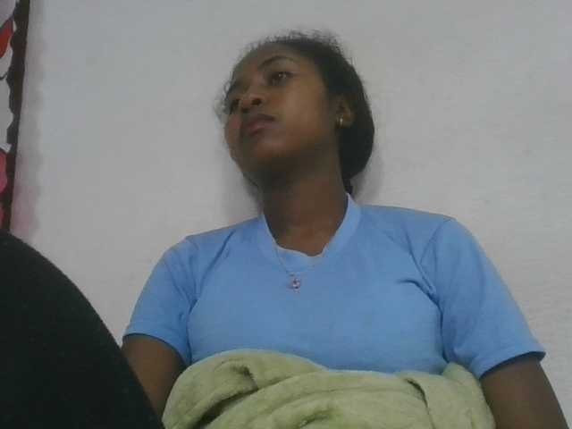 Marinah1a live cam on BongaCams