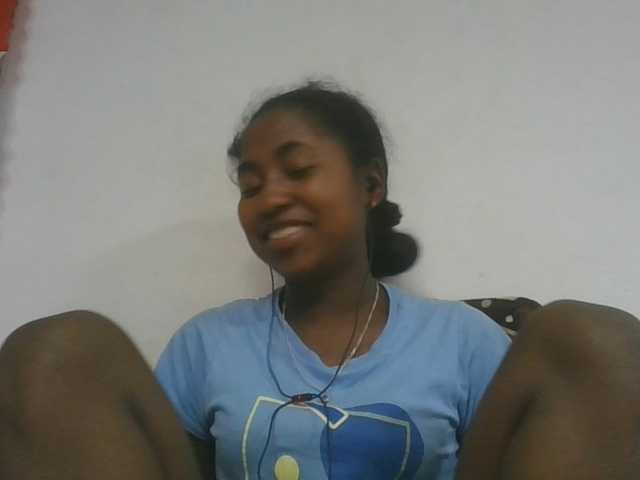 Marinah1a live cam on BongaCams